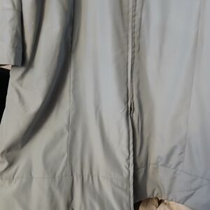 London Fog Manhattan Women's coat sz L Reg mint green lined zip up front pockets